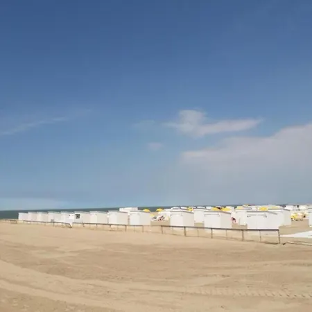 شقة In Near Casino And