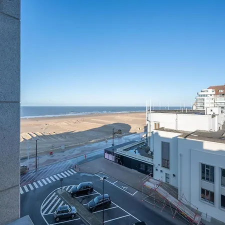 Apartment In Near Casino And *